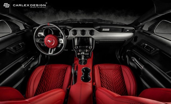 CARLEX DESIGN MODIFICA MAIS UMA VEZ O INTERIOR DO FORD MUSTANG, foto 1