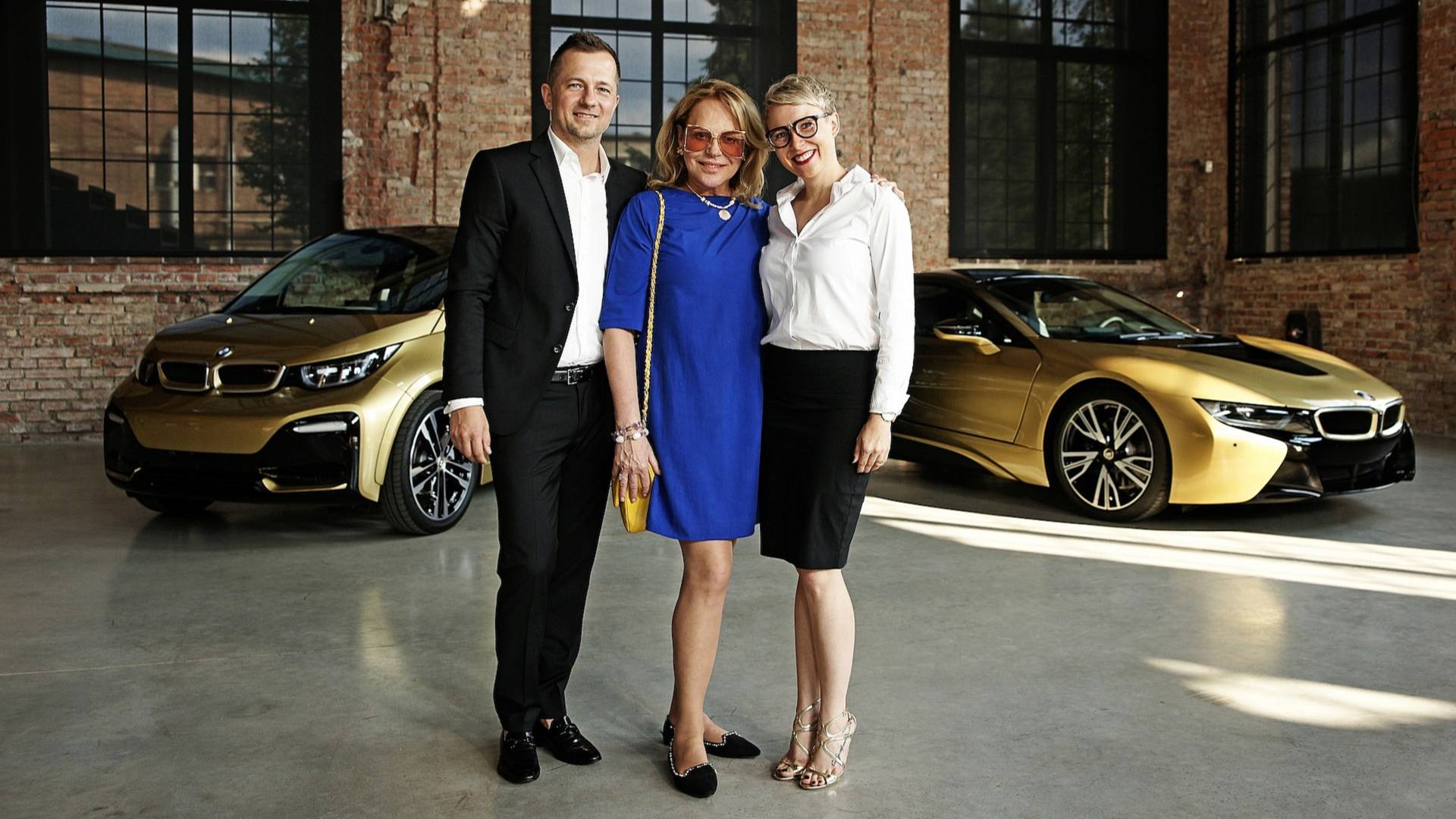 BMW REVELA i3 E i8 STARLIGHT EDITION COBERTA COM OURO DE 24 QUILATES, foto 2