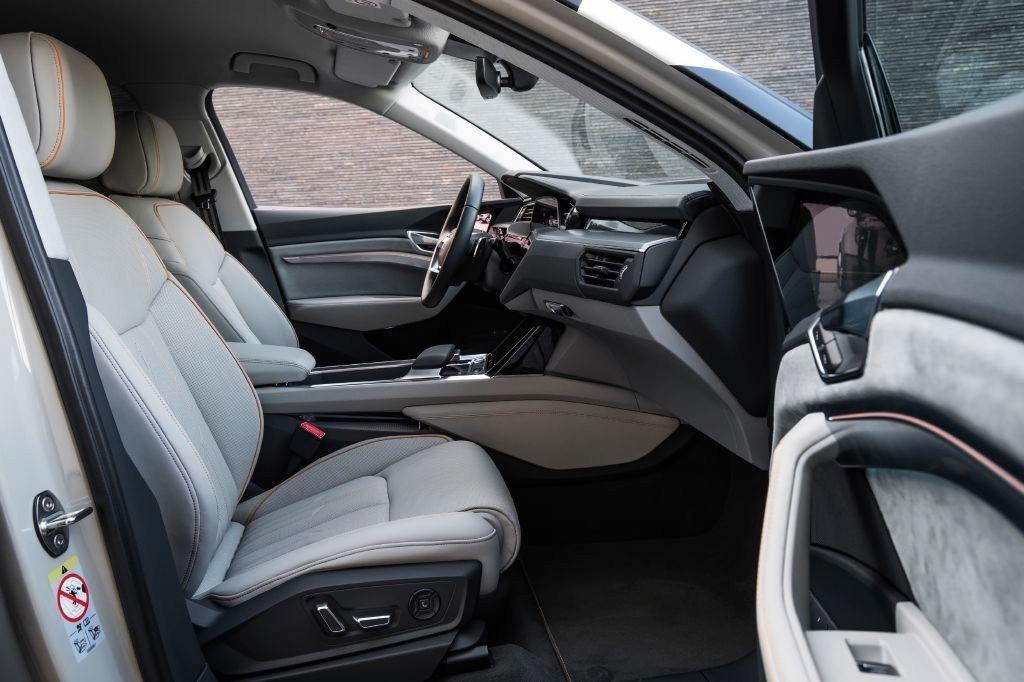 SURGEM FOTOS OFICIAIS DO INTERIOR DO AUDI E-TRON COM SEUS RETROVISORES DIGITAIS, foto 4