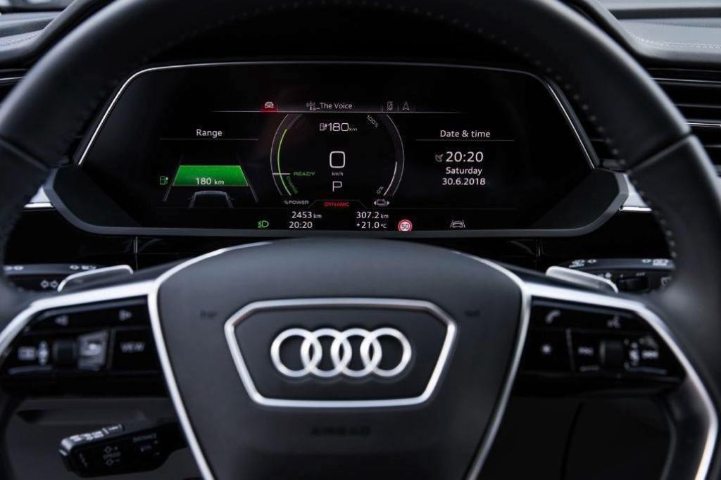 SURGEM FOTOS OFICIAIS DO INTERIOR DO AUDI E-TRON COM SEUS RETROVISORES DIGITAIS, foto 5