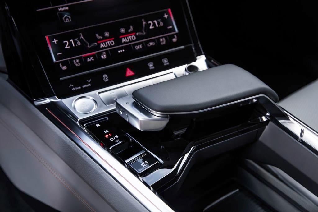 SURGEM FOTOS OFICIAIS DO INTERIOR DO AUDI E-TRON COM SEUS RETROVISORES DIGITAIS, foto 7
