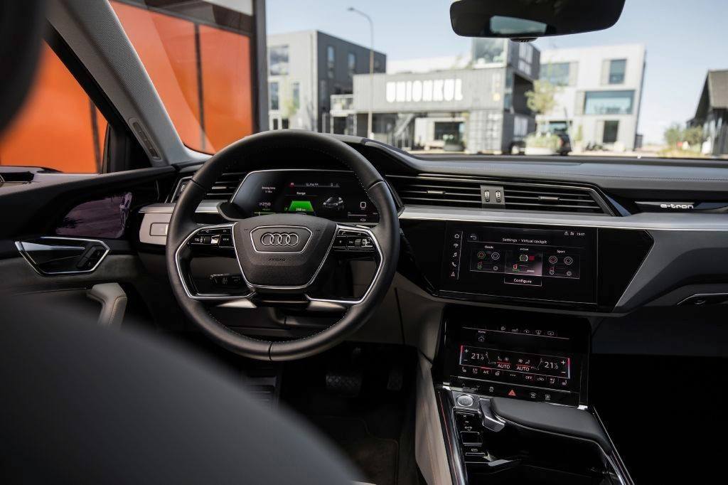 SURGEM FOTOS OFICIAIS DO INTERIOR DO AUDI E-TRON COM SEUS RETROVISORES DIGITAIS, foto 19