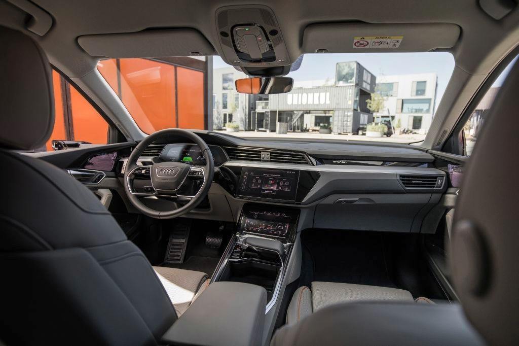 SURGEM FOTOS OFICIAIS DO INTERIOR DO AUDI E-TRON COM SEUS RETROVISORES DIGITAIS, foto 20