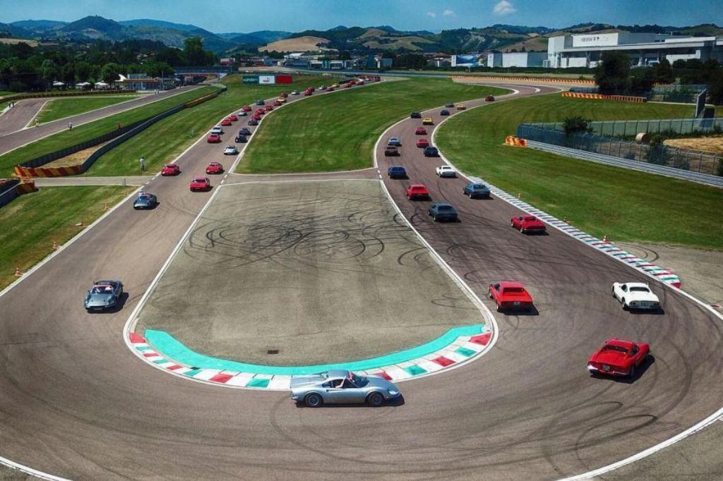 FERRARI DINO CUMPRE 50 ANOS E CELEBRA EM ALTO ESTILO, foto 10