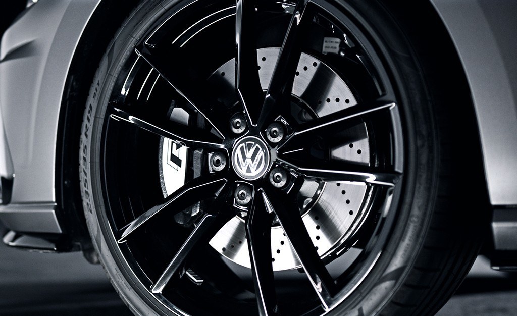 VOLKSWAGEN GOLF R UNLIMITED: 50 UNIDADES DE UMA VERSÃO MAIS EXCLUSIVA PARA A ESPANHA, foto 5