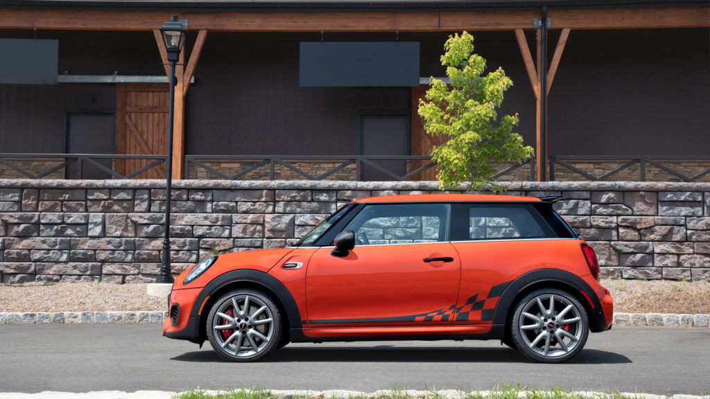 MINI JOHN COOPER WORKS HARDTOP INTERNATIONAL ORANGE EDITION FOI APRESENTADO NOS ESTADOS UNIDOS, foto 3