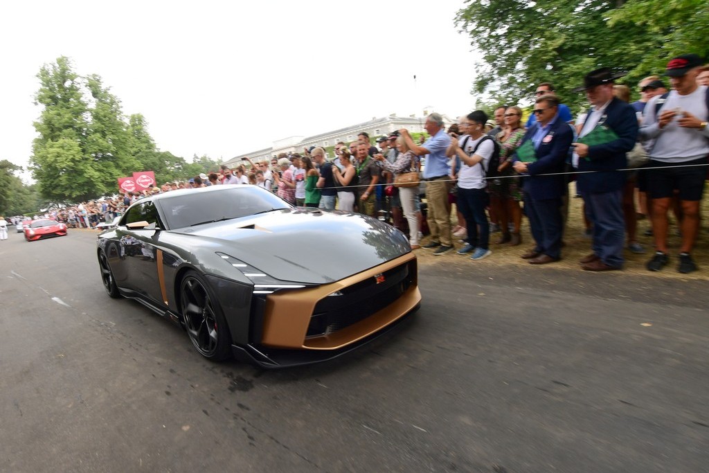 NISSAN GT-R50 ITALDESIGN ESTREIA NO FESTIVAL DA VELOCIDADE DE GOODWOOD, foto 21