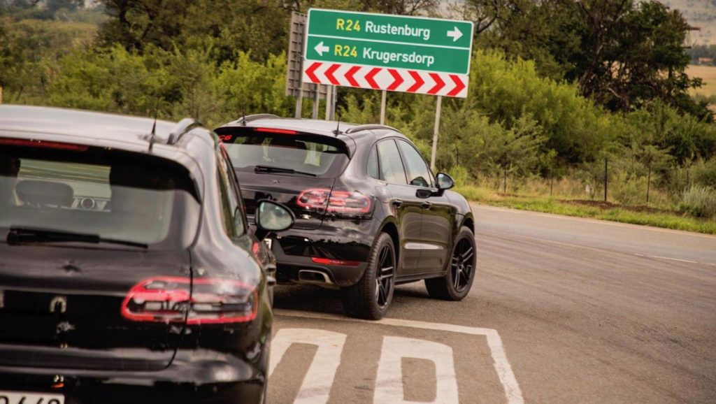 PORSCHE REVELA PROTÓTIPOS DE RENOVADO MACAN DURANTE TESTES NA ÁFRICA DO SUL, foto 4
