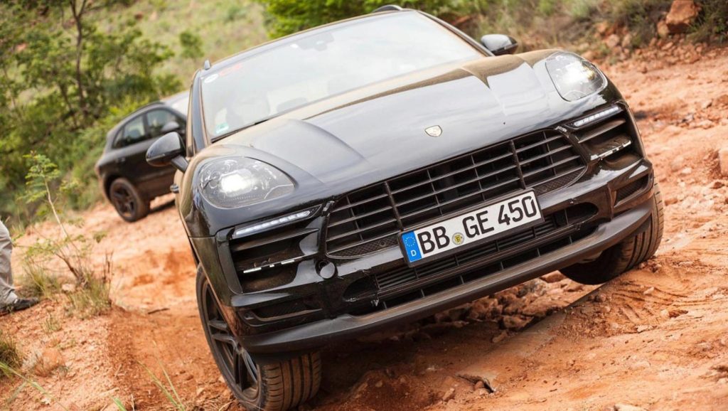 PORSCHE REVELA PROTÓTIPOS DE RENOVADO MACAN DURANTE TESTES NA ÁFRICA DO SUL, foto 14