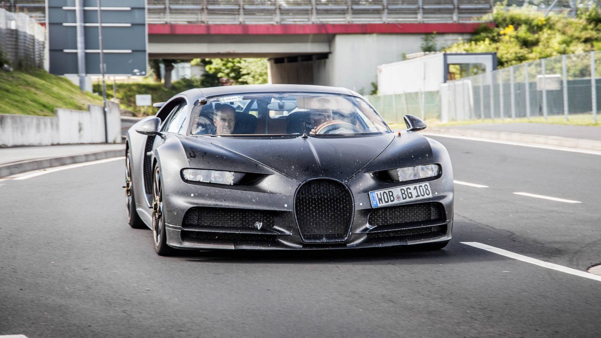 BUGATTI DIVO: UM MISTERIOSO EXEMPLAR DO CHIRON FOI AVISTADO EM NÜRBURGRING, foto 1