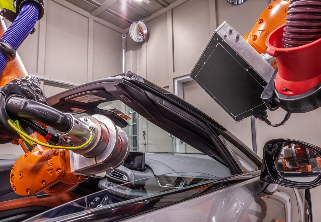 BMW GROUP INTRODUZ TOMOGRAFIA COMPUTADORIZADA EM LINHA DE PRODUÇÃO, foto 1