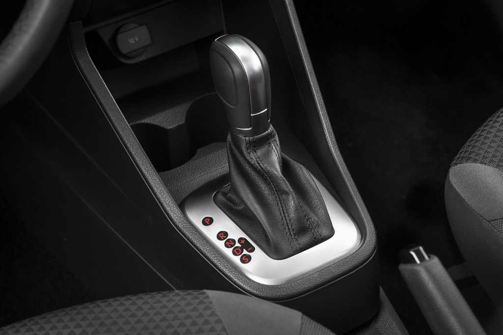 VOLKSWAGEN GOL E VOYAGE PASSAM A OFERECER TRANSMISSÃO AUTOMÁTICA DE SEIS VELOCIDADES, foto 4