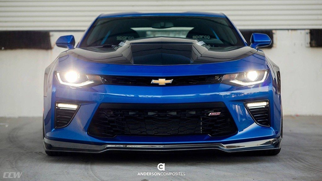 A ANDERSON COMPOSITES VESTE UM CHEVROLET CAMARO SS COM FIBRA DE CARBONO, foto 4