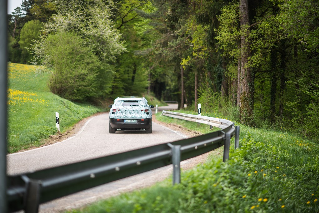 VEJA O VÍDEO DO MERCEDES-BENZ EQC AGORA EM TESTES NA FLORESTA NEGRA, ALEMANHA, foto 3
