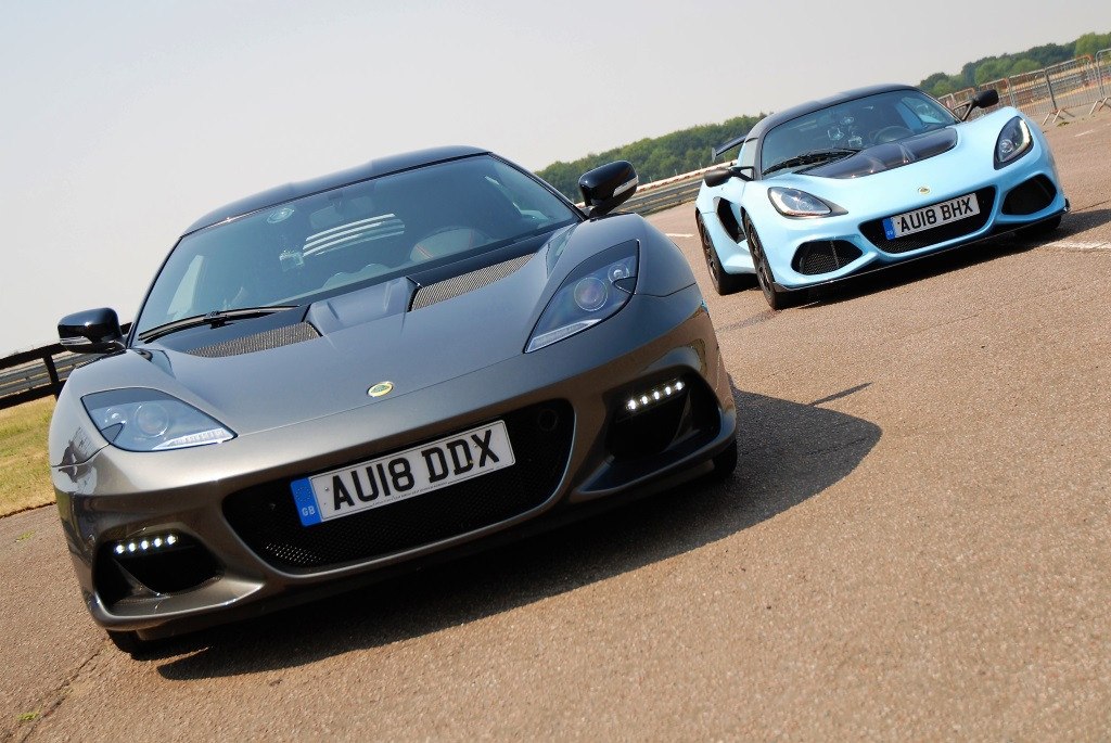 A MULHER QUE DEU SEU NOME AO LOTUS ELISE RETORNA À EMPRESA 22 ANOS DEPOIS, foto 5