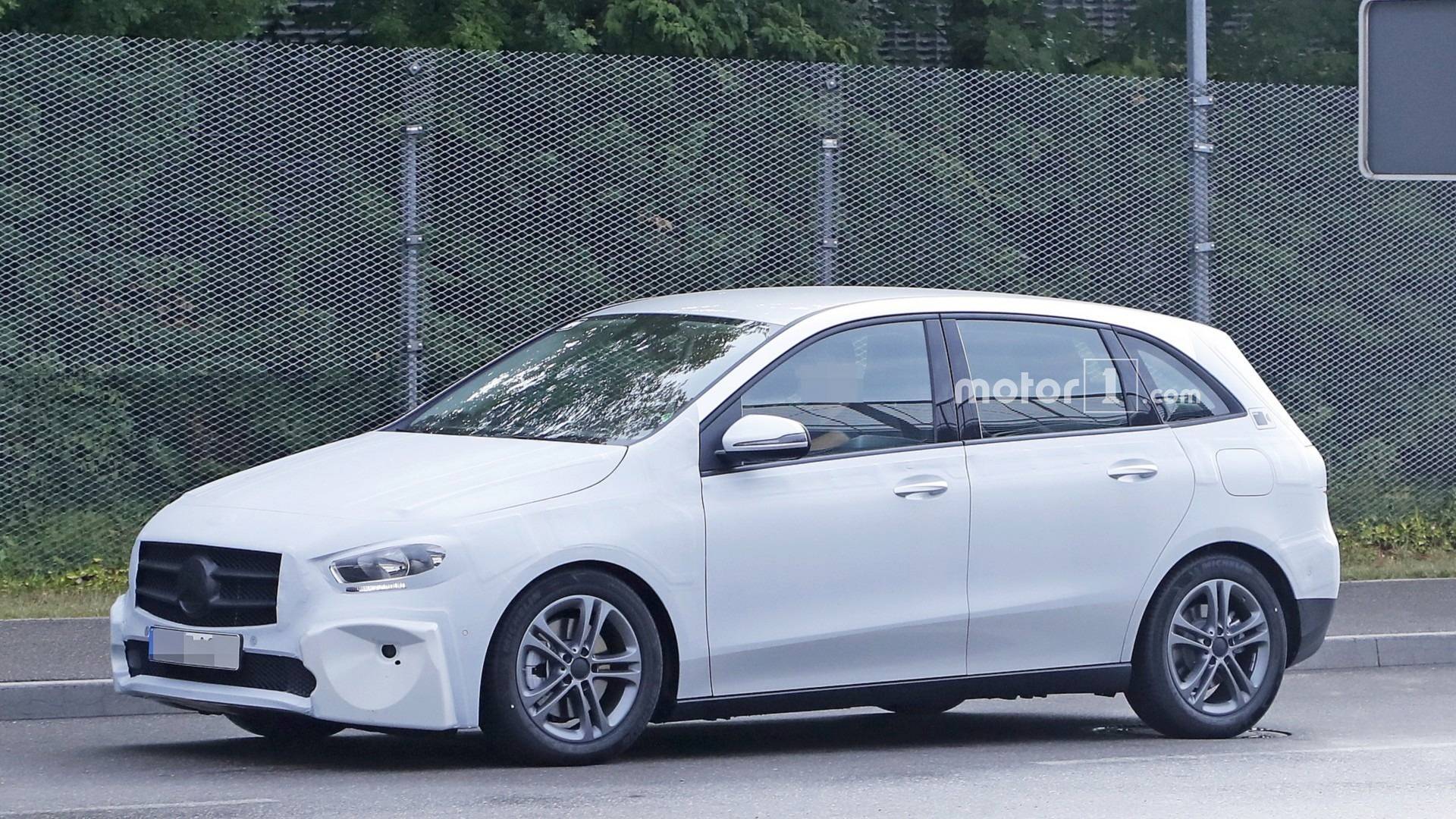 MERCEDES-BENZ B CLASS REVELA OS PRIMEIROS TRAÇOS DE SUA CARROCERIA, foto 6