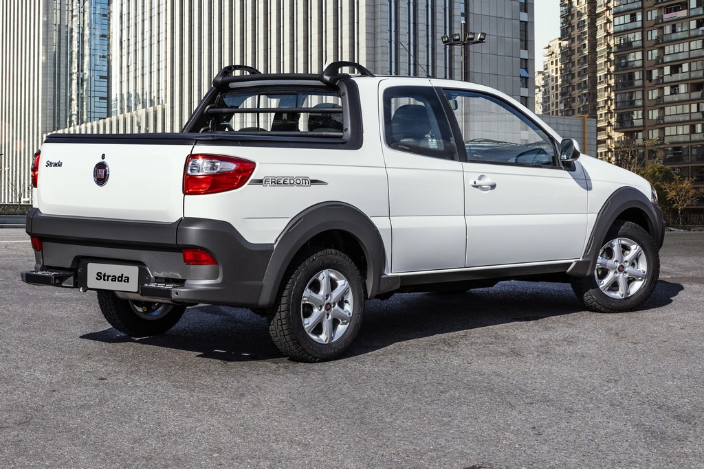 FIAT STRADA CHEGA À LINHA 2019 COM NOVA VERSÃO FREEDOM 1.4 CABINE DUPLA, foto 2