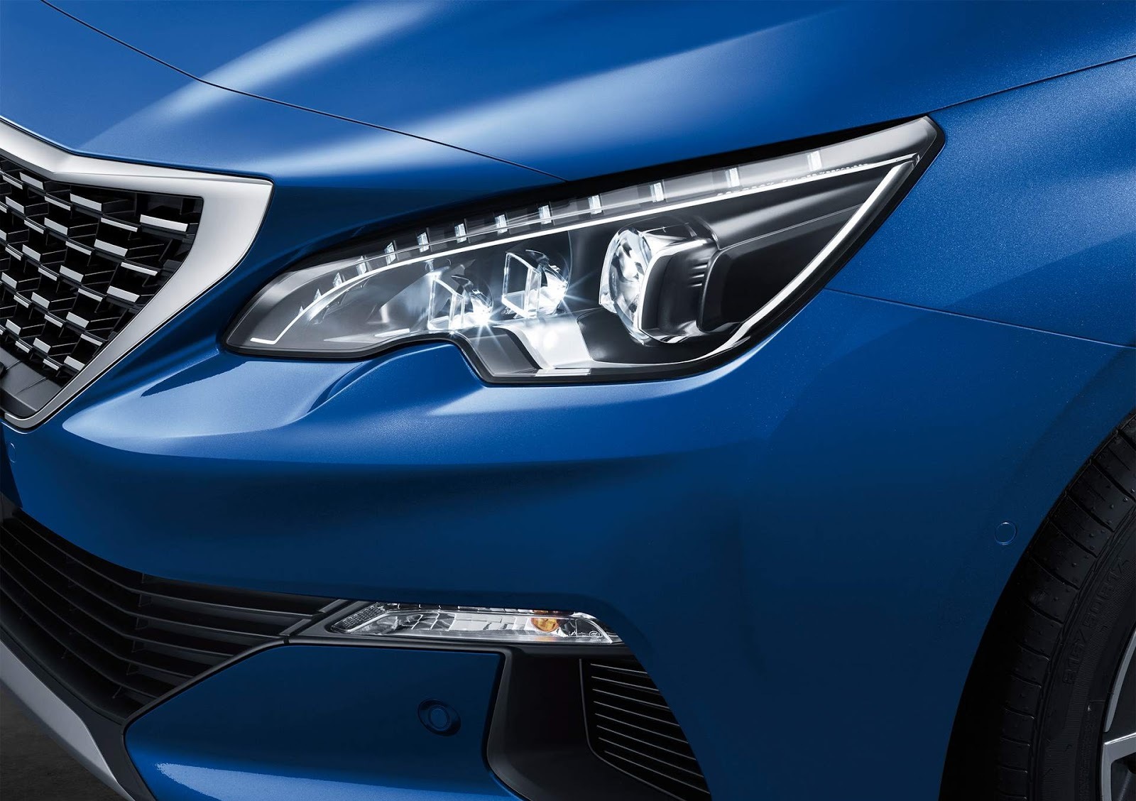 PEUGEOT REVELA O NOVO 408 NA CHINA, foto 4