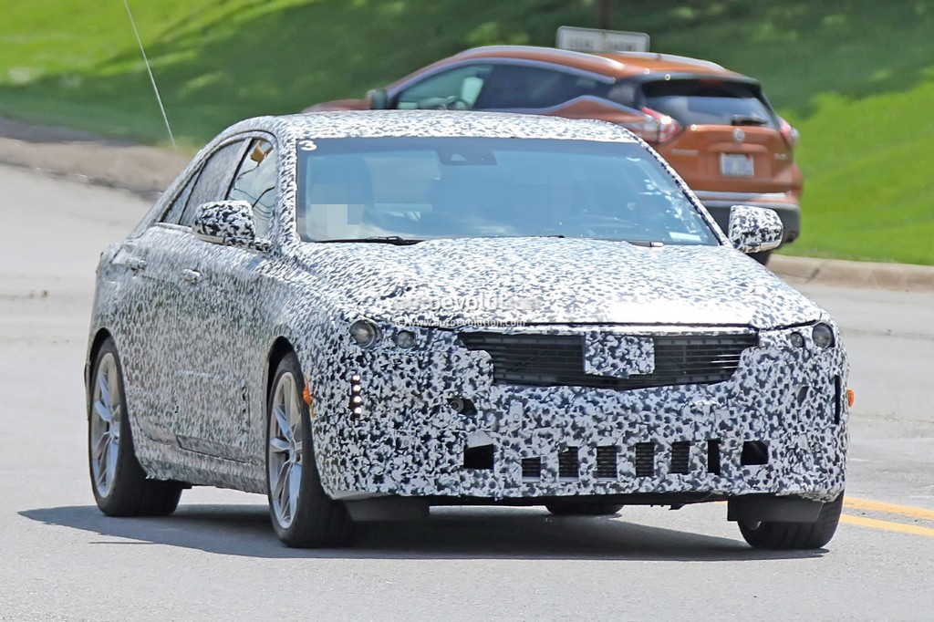 CADILLAC CT4 2020: SURGEM AS PRIMEIRAS IMAGENS DO NOVO SEDAN COMPACTO DA MARCA PREMIUM AMERICANA, foto 2