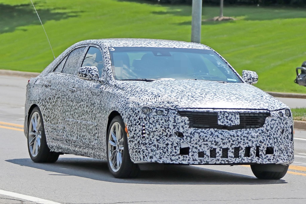 CADILLAC CT4 2020: SURGEM AS PRIMEIRAS IMAGENS DO NOVO SEDAN COMPACTO DA MARCA PREMIUM AMERICANA, foto 3