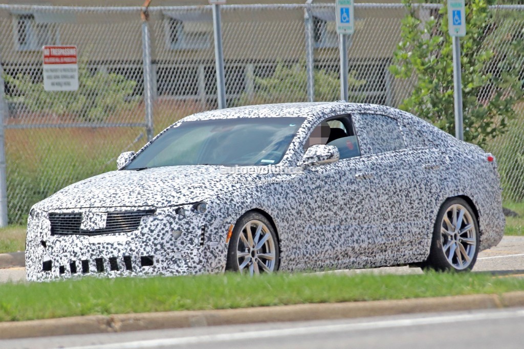 CADILLAC CT4 2020: SURGEM AS PRIMEIRAS IMAGENS DO NOVO SEDAN COMPACTO DA MARCA PREMIUM AMERICANA, foto 12