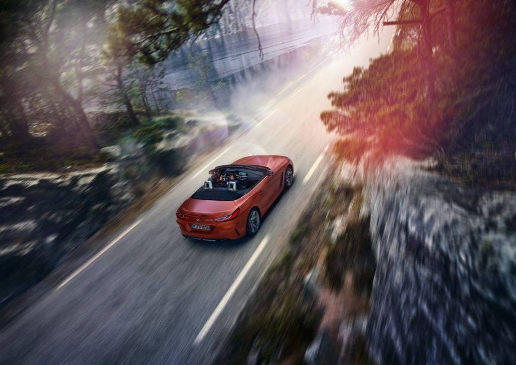 NOVO BMW Z4 M40i E SEU INTERIOR VAZAM ANTES DE PEBBLE BEACH, foto 1