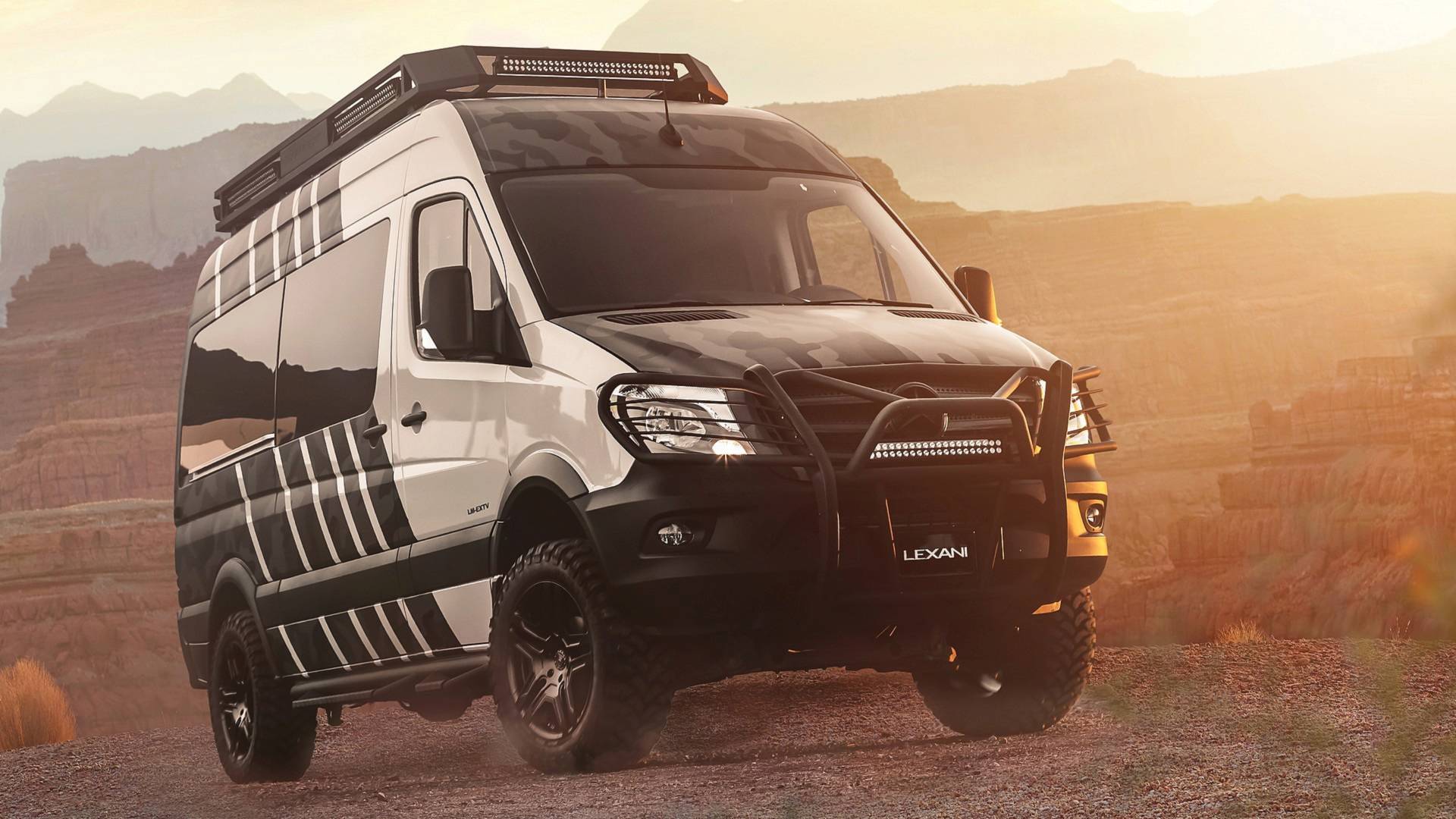 MERCEDES-BENZ LEXANI LM-EXTV UNE O LUXO AO TODO-TERRENO, foto 2