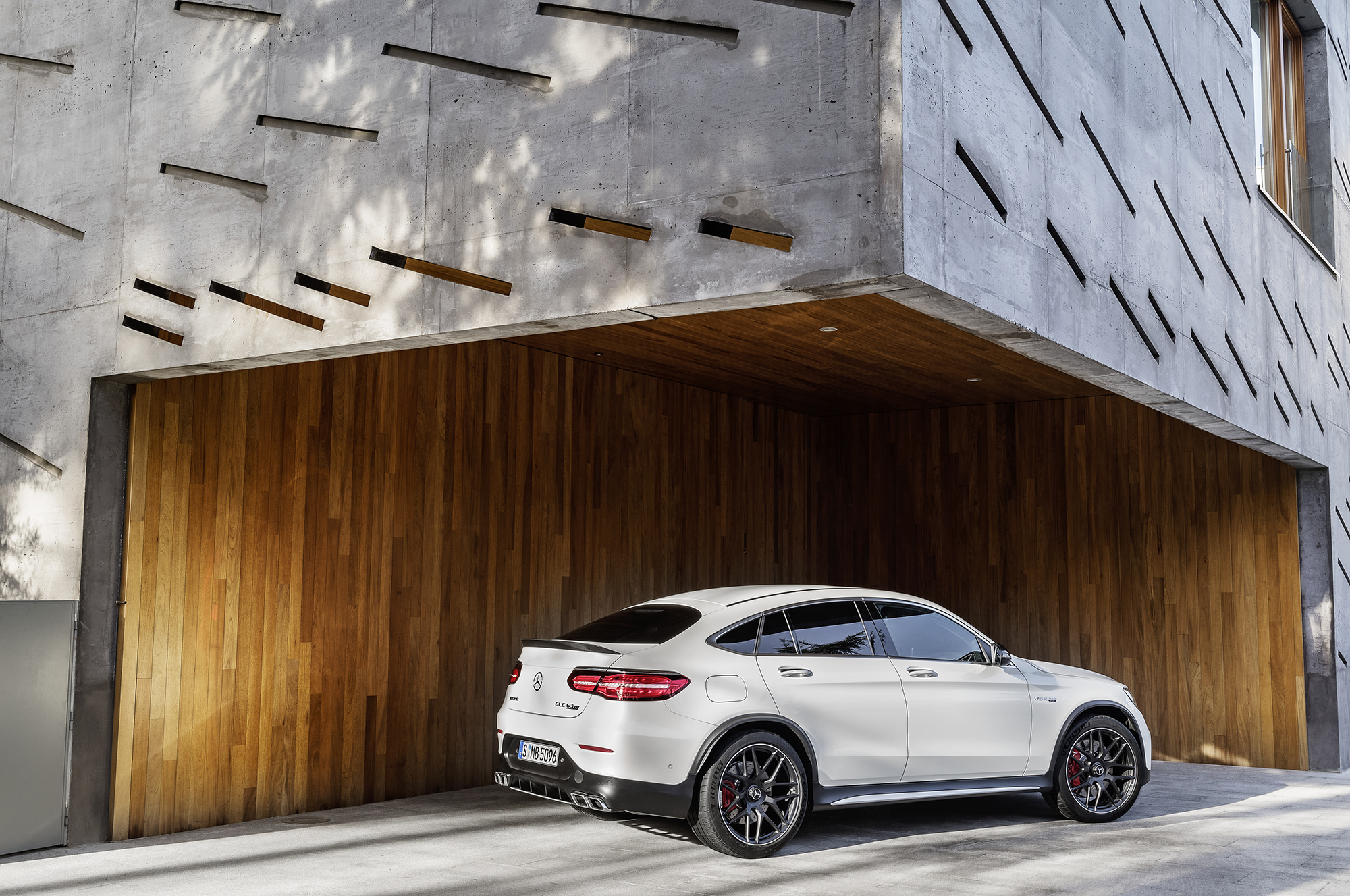 MERCEDES-BENZ APRESENTA NO BRASIL DOIS NOVOS SUVs DE ALTA PERFORMANCE, foto 2