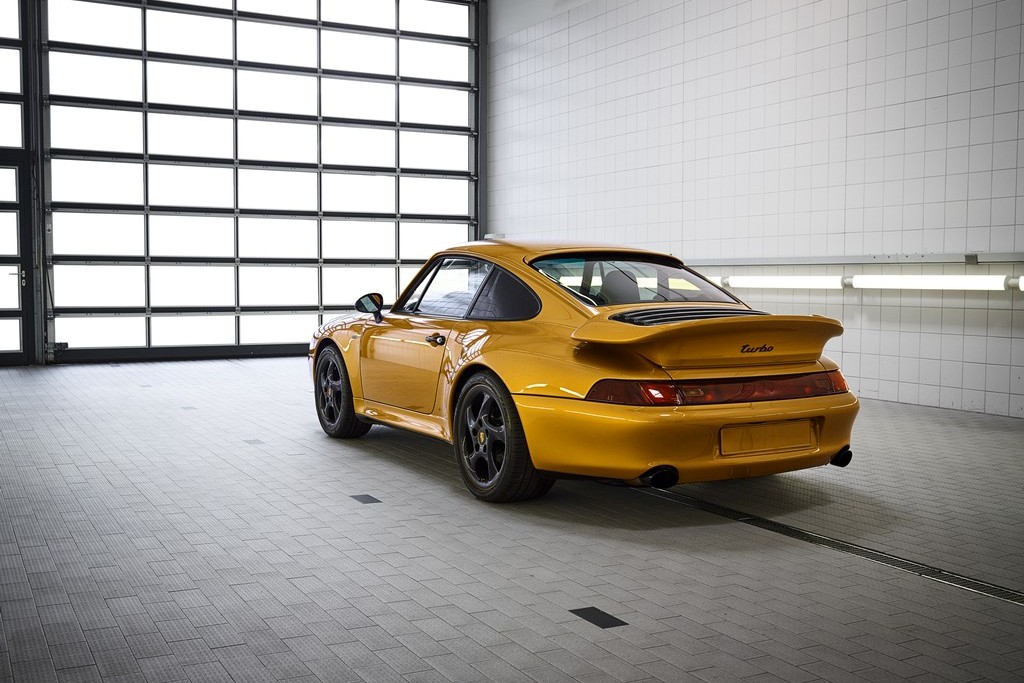 PORSCHE CLASSIC PRODUZ UM 911 CLÁSSICO COM PEÇAS GENUÍNAS, foto 2