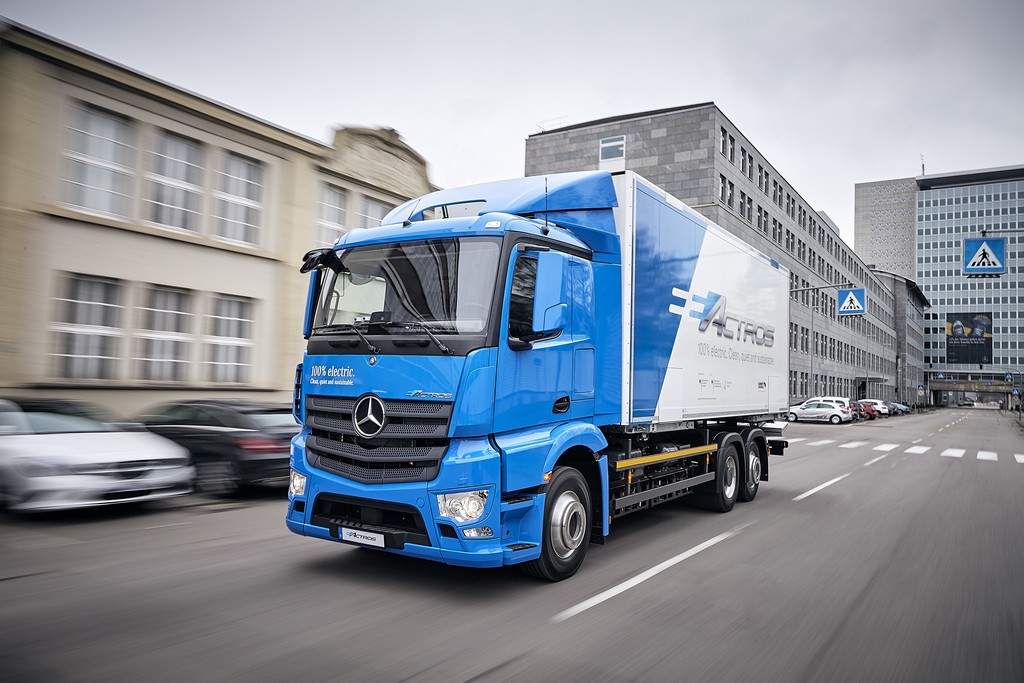 MERCEDES-BENZ DO BRASIL DESTACA SUA VISÃO SOBRE CAMINHÕES E ÔNIBUS ELÉTRICOS E AUTÔNOMOS, foto 3