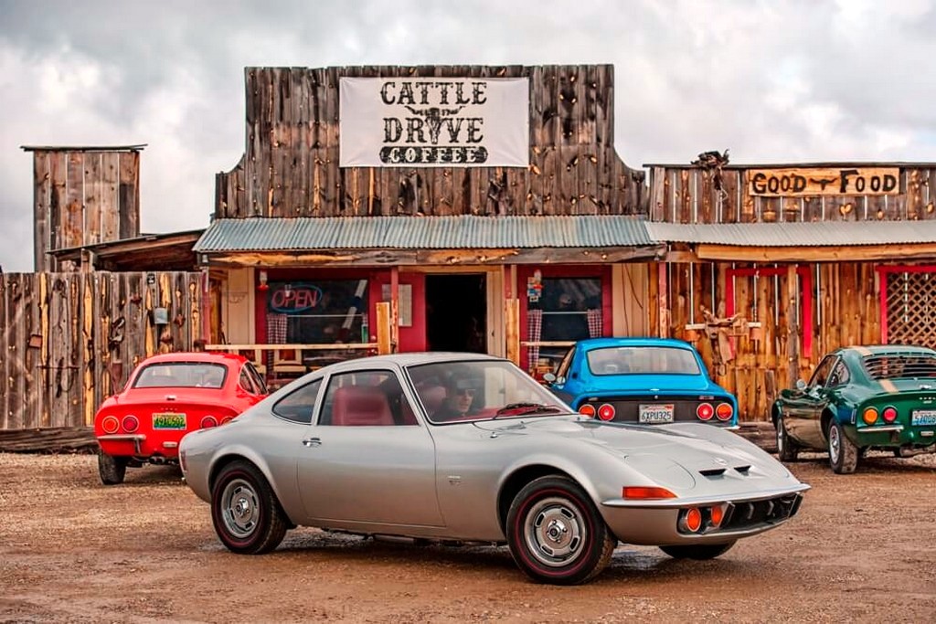 O OPEL GT CELEBRA SEU 50º ANIVERSÁRIO COM UM TOUR PELA ROTA 66, foto 9