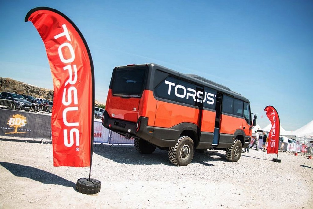 TORSUS PRAETORIAN: PROVAVELMENTE O ÔNIBUS MAIS RADICAL DO MUNDO, foto 3