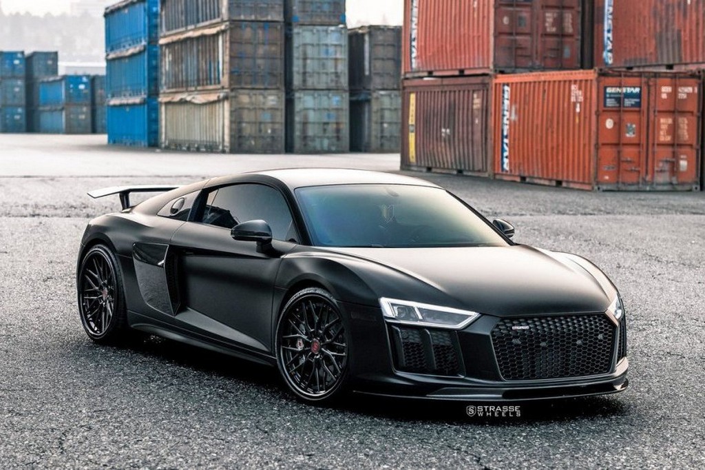 UM AUDI R8 V10 PLUS COM RODAS DE FIBRA DE CARBONO DA STRASSE WHEELS, foto 3