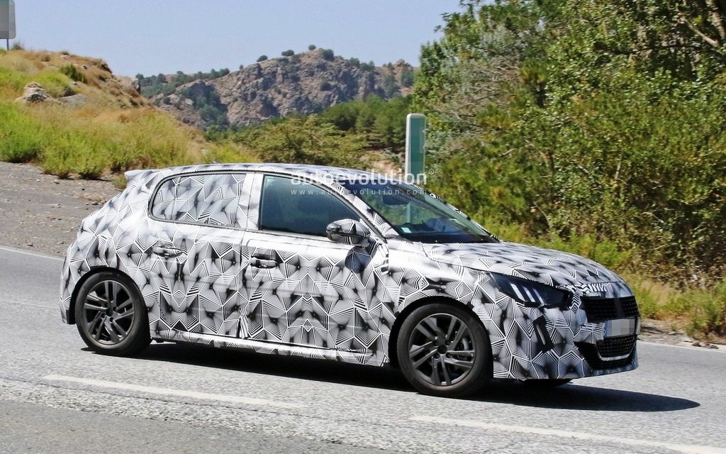 NOVA GERAÇÃO DO PEUGEOT 208 JÁ RODA NA EUROPA COM SUA CARROCERIA DEFINITIVA, foto 6