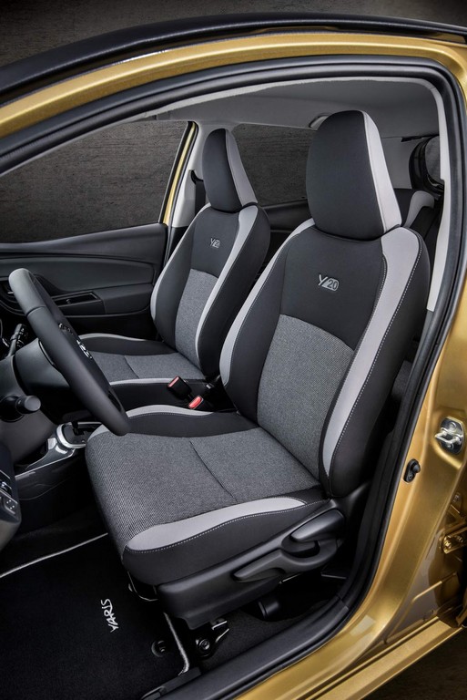 TOYOTA YARIS Y20: SURGE UMA EDIÇÃO ESPECIAL DE ANIVERSÁRIO PARA O SALÃO DO PARIS 2018, foto 5