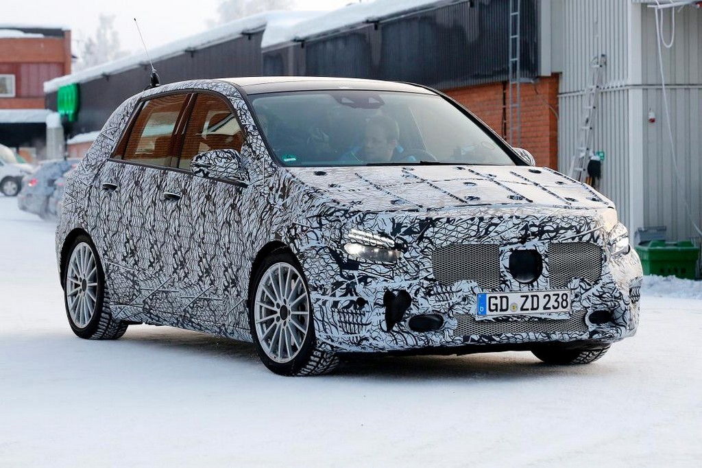 NOVA GERAÇÃO DO MERCEDES-BENZ B CLASS ESTREARÁ EM PARIS, foto 6
