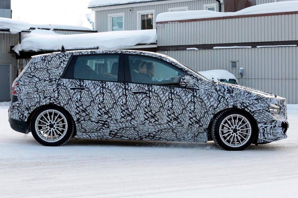 NOVA GERAÇÃO DO MERCEDES-BENZ B CLASS ESTREARÁ EM PARIS, foto 9