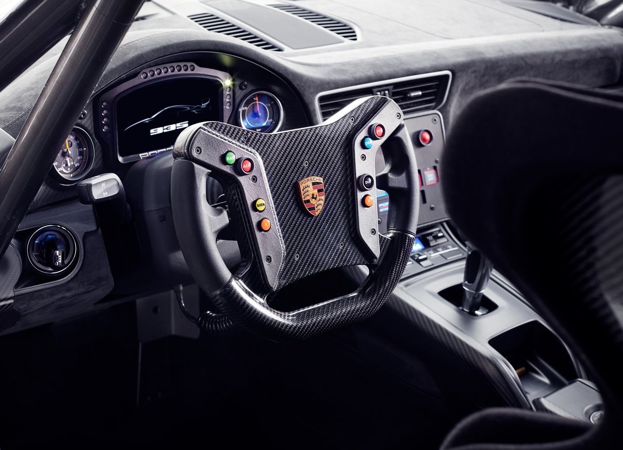 PORSCHE 935: VOLTA O MITO EM FORMATO DE EDIÇÃO LIMITADA, foto 10
