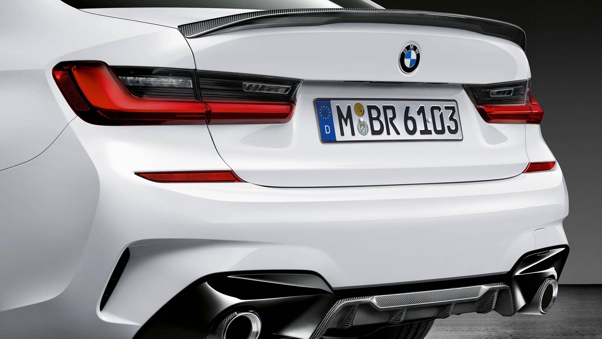NOVO BMW SÉRIE 3 2019 RECEBE O TRATAMENTO M PERFORMANCE, foto 10