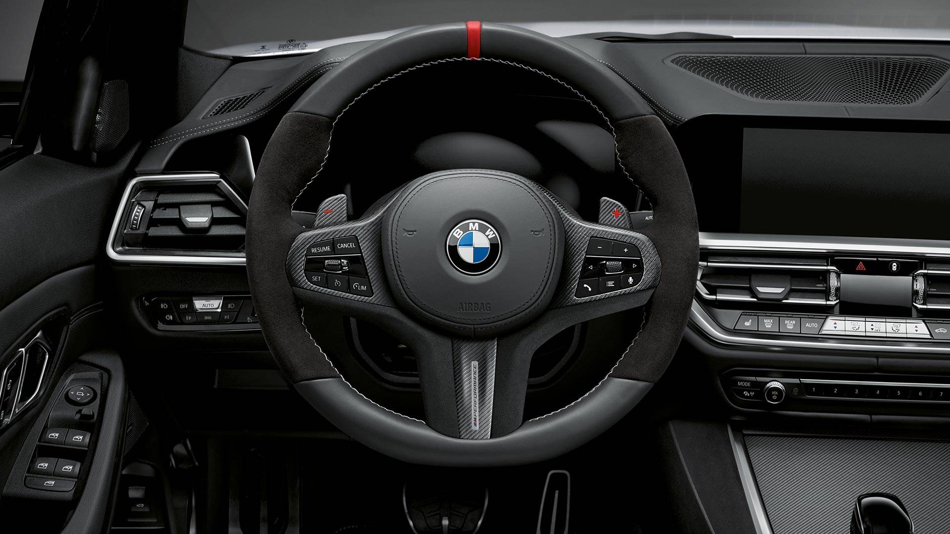 NOVO BMW SÉRIE 3 2019 RECEBE O TRATAMENTO M PERFORMANCE, foto 14
