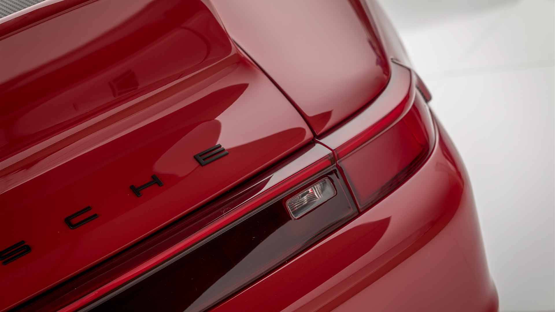 GUNTHER WERKS SPORT TOURING: O PORSCHE 911 DA GERAÇÃO 993 FOI REINVENTADO, foto 5