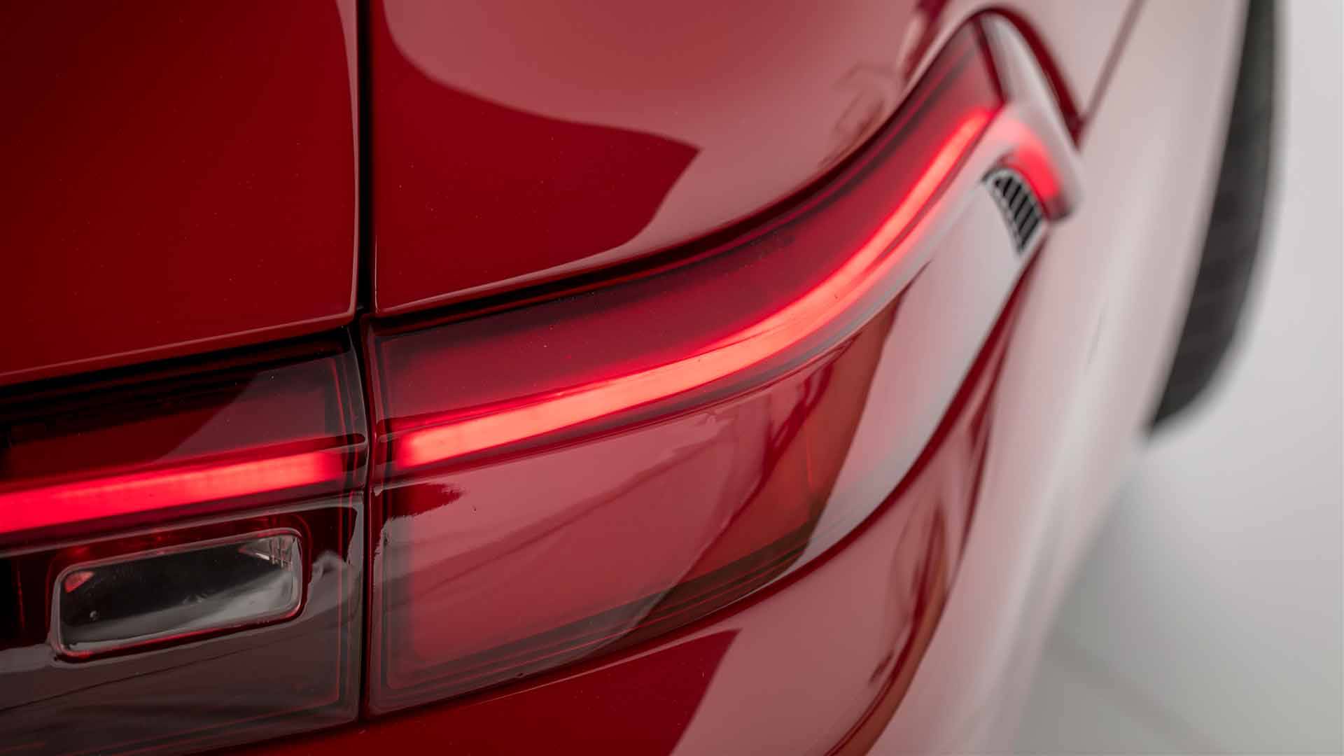 GUNTHER WERKS SPORT TOURING: O PORSCHE 911 DA GERAÇÃO 993 FOI REINVENTADO, foto 7