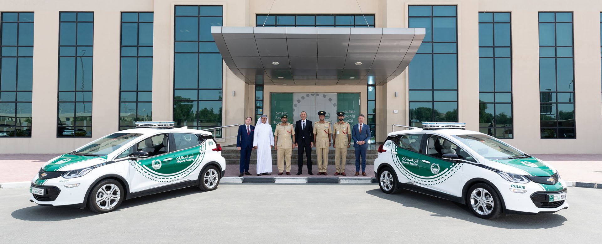 A POLÍCIA DE DUBAI ADQUIRE OITO CHEVROLET BOLT EV PARA SUA EXÓTICA GARAGEM, foto 1