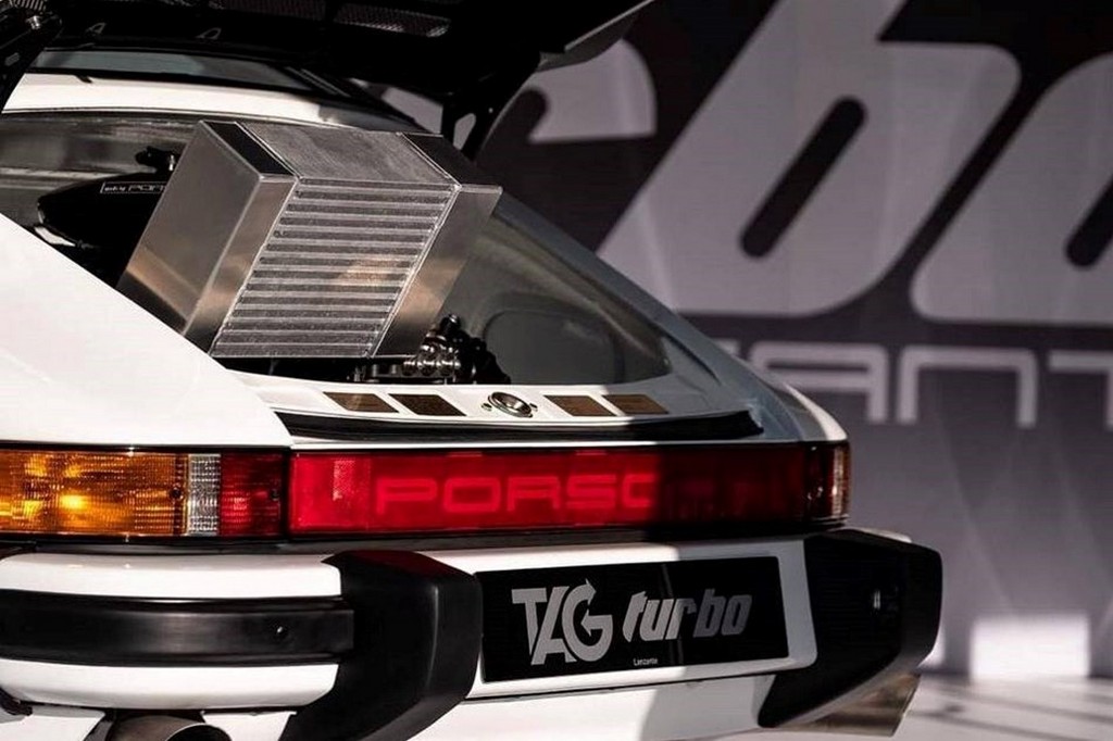 PORSCHE 911 RECEBE O MOTOR TAG TURBO DA FÓRMULA 1, UMA AUTÊNTICA LOUCURA, foto 2