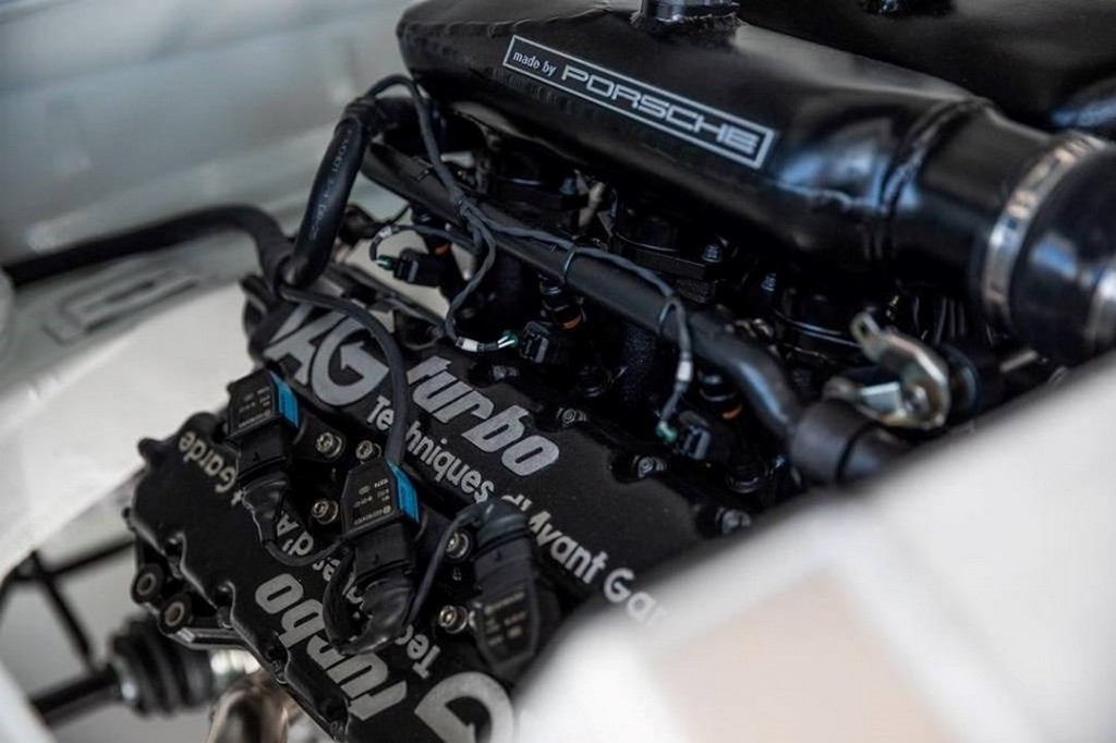 PORSCHE 911 RECEBE O MOTOR TAG TURBO DA FÓRMULA 1, UMA AUTÊNTICA LOUCURA, foto 3