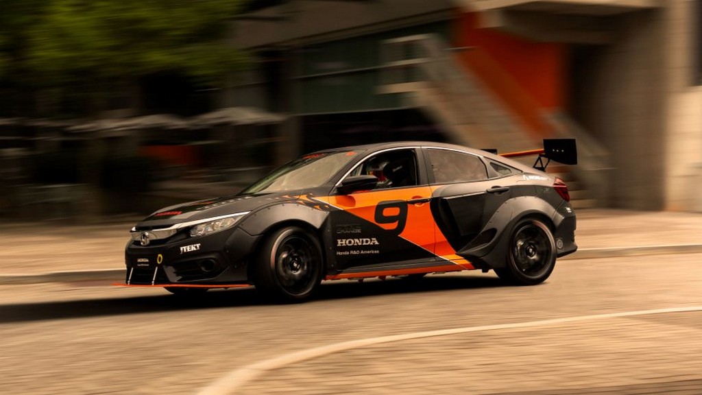 UNIVERSITÁRIOS AMERICANOS CRIAM UM HONDA CIVIC HÍBRIDO PARA COMPETIÇÕES DE RALLYCROSS, foto 1