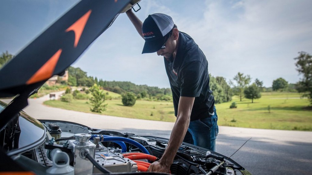UNIVERSITÁRIOS AMERICANOS CRIAM UM HONDA CIVIC HÍBRIDO PARA COMPETIÇÕES DE RALLYCROSS, foto 9