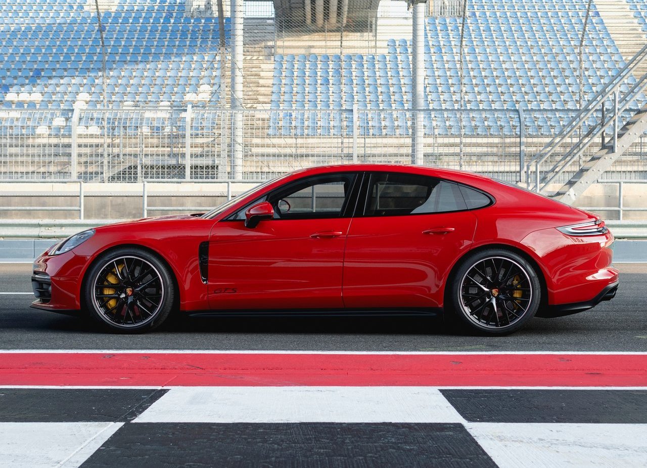NOVAS VERSÕES GTS: DOIS NOVOS MODELOS NA FAMÍLIA PORSCHE PANAMERA, foto 4