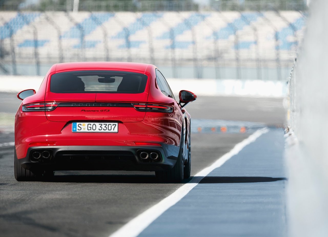 NOVAS VERSÕES GTS: DOIS NOVOS MODELOS NA FAMÍLIA PORSCHE PANAMERA, foto 8