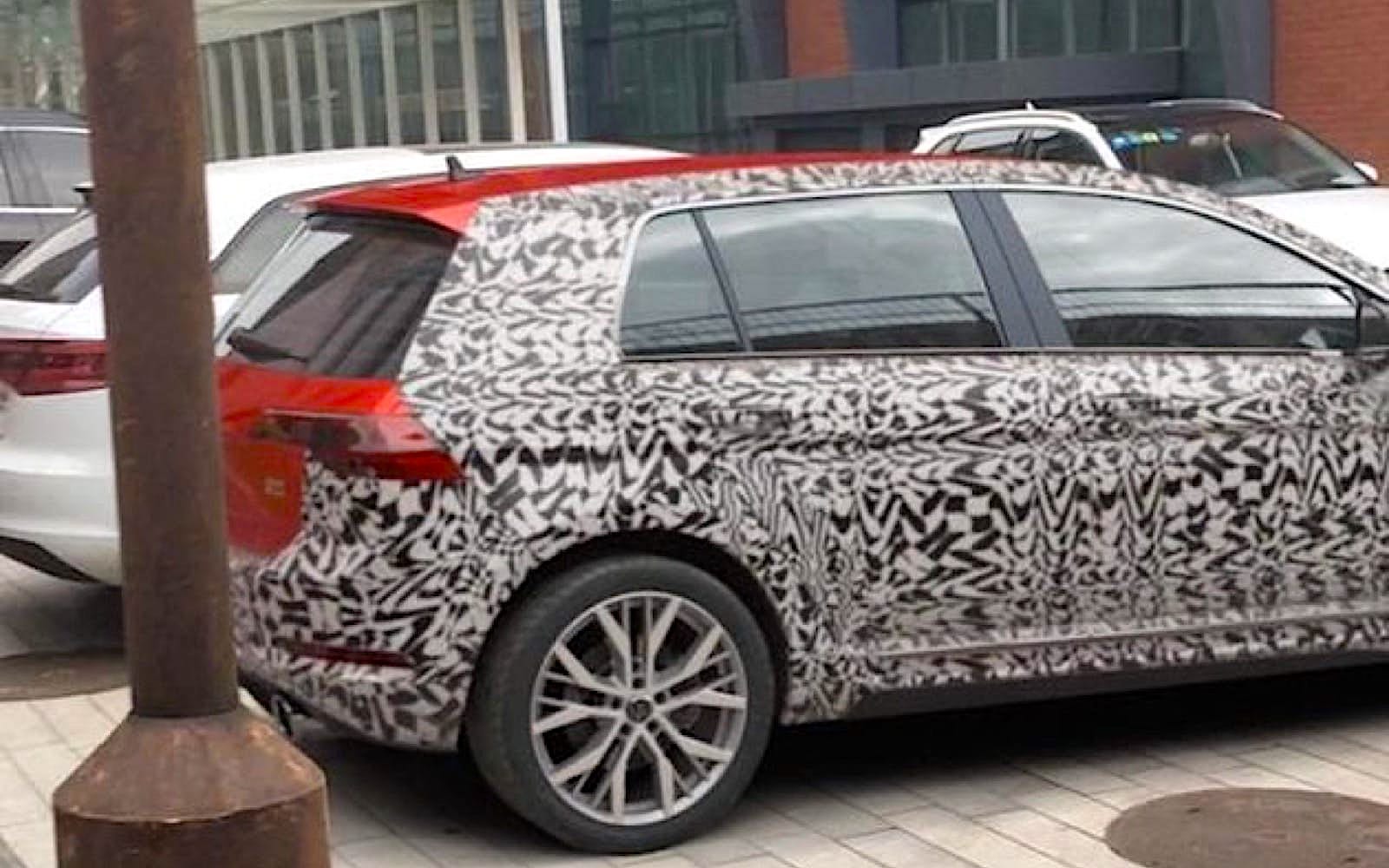 SURGEM IMAGENS DA OITAVA GERAÇÃO DO VOLKSWAGEN GOLF QUASE SEM CAMUFLAGEM, foto 2